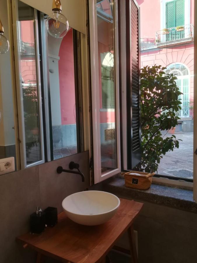 B-Montedidio Hotel Napoli Bagian luar foto